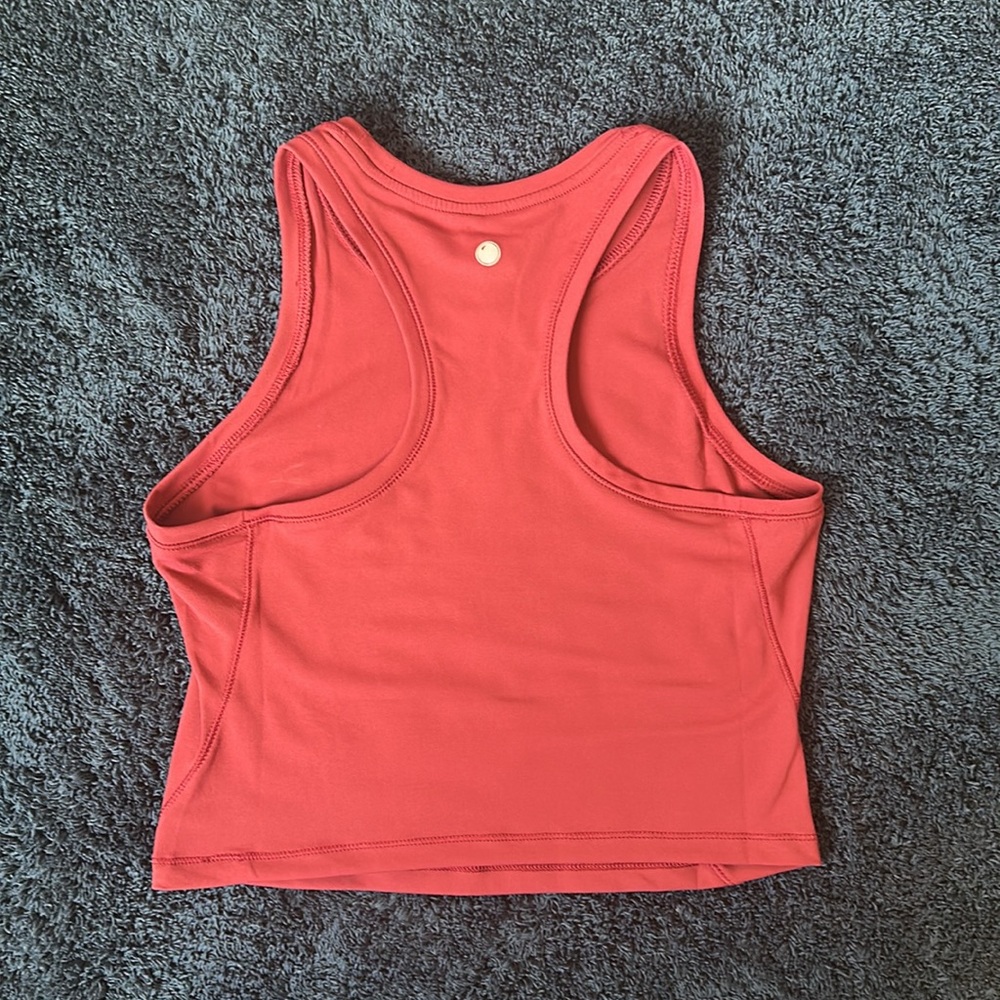 NWOT YOGALICIOUS Women’s Red Fitted Racerback Crop Athletic Yoga Tank Size Small - Picture 2 of 6